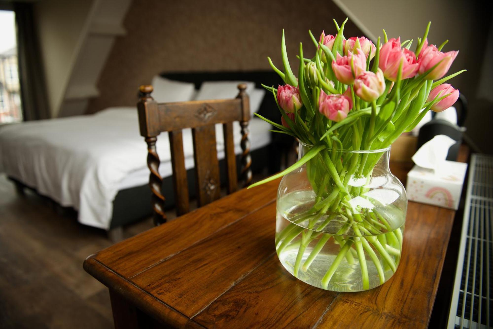 Bed and Breakfast Eetcafe Punt Roelofarendsveen Esterno foto
